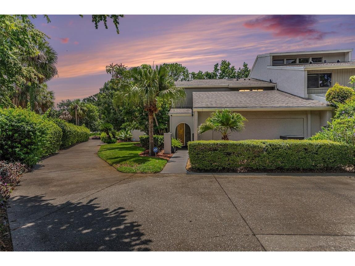 4202 Golf Club Lane Tampa FL 33618 TB8430198 image1