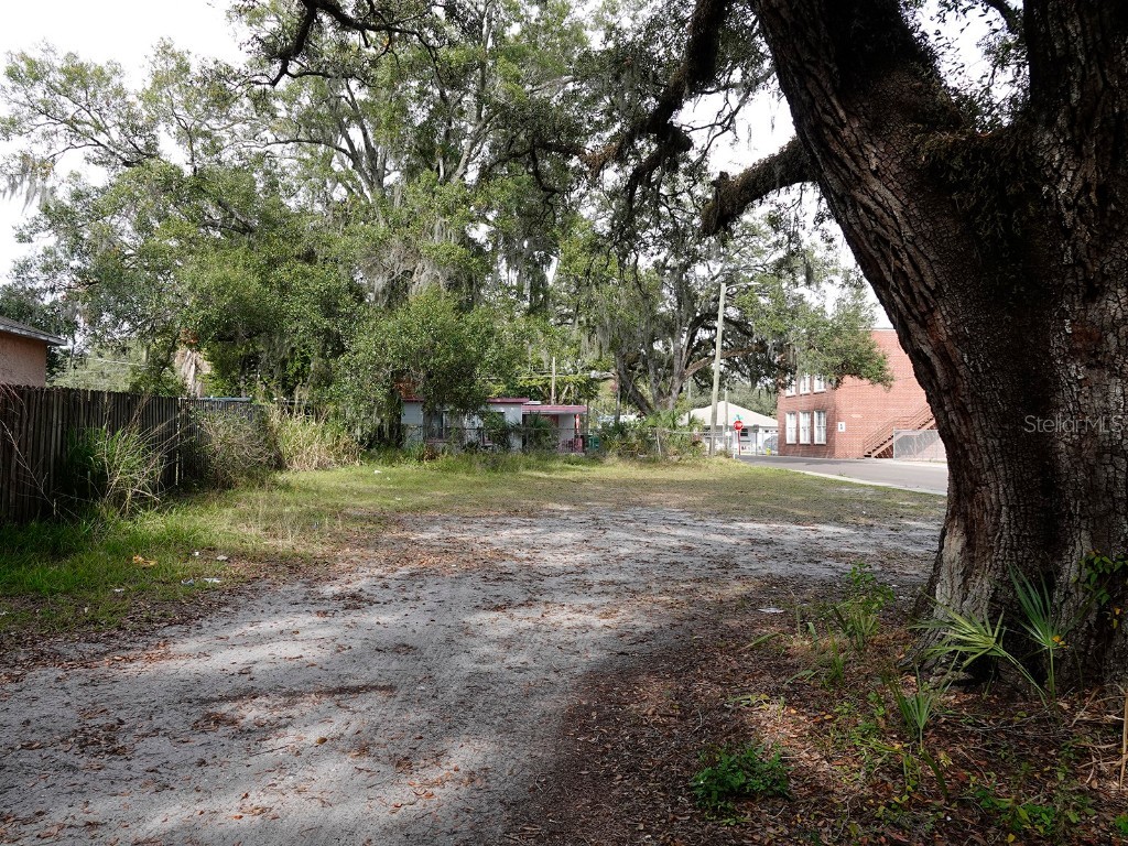 4202 N 26th Street Tampa FL 33610 T3499492 image1