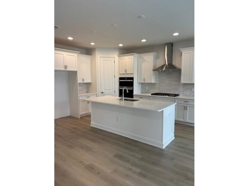 4202 N Clearfield Avenue Tampa FL 33603 TB8433201 image10