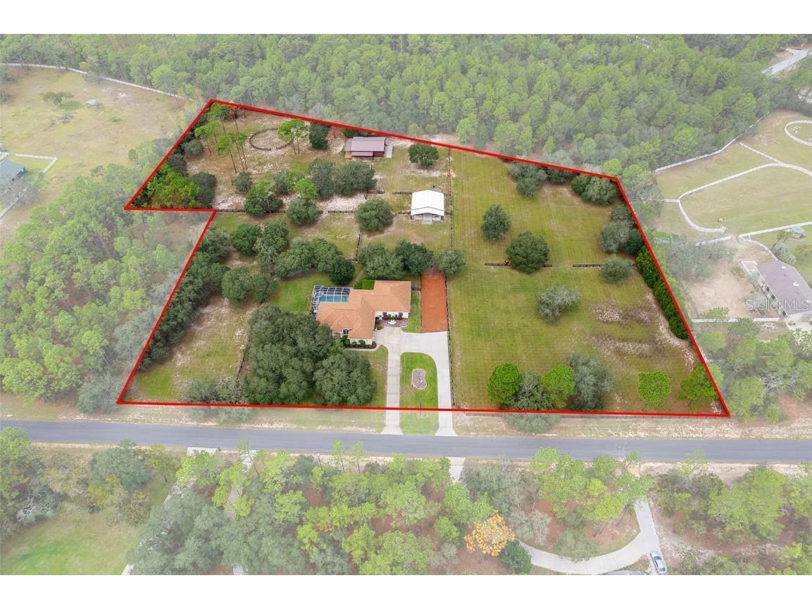 4202 N Pony Drive Beverly Hills FL 34465 W7880217 image1