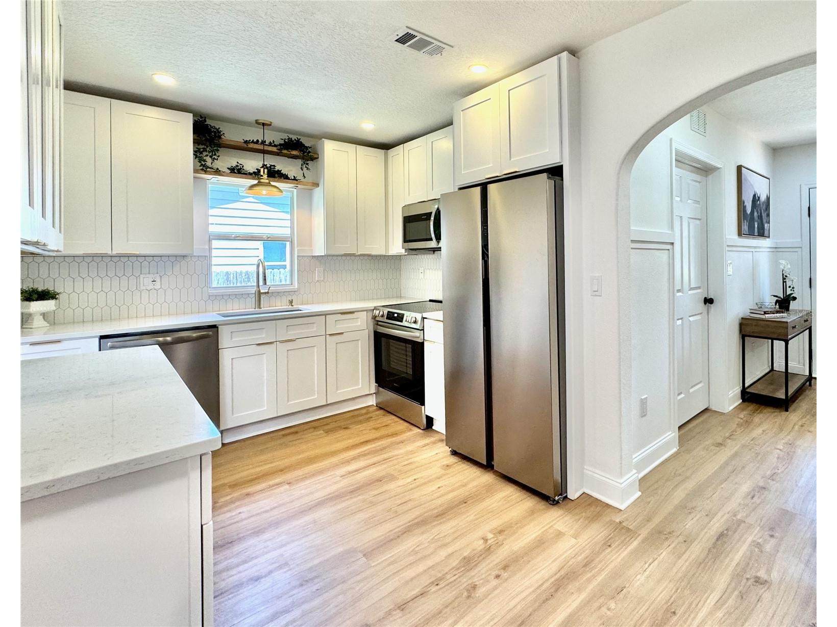 4202 N Seminole Avenue Tampa FL 33603 TB8509863 image3
