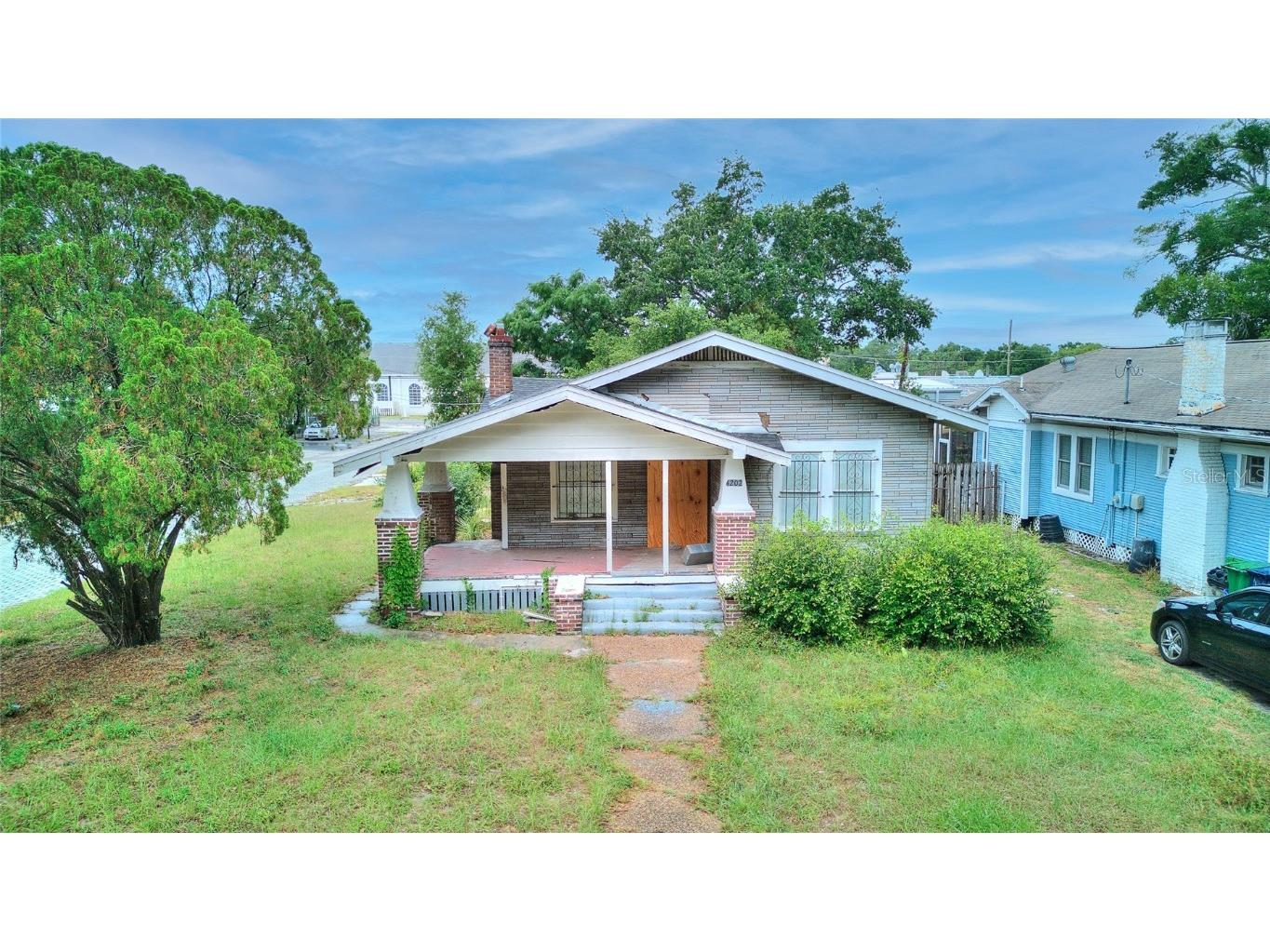4202 N Suwanee Avenue Tampa FL 33603 O6205418 image1