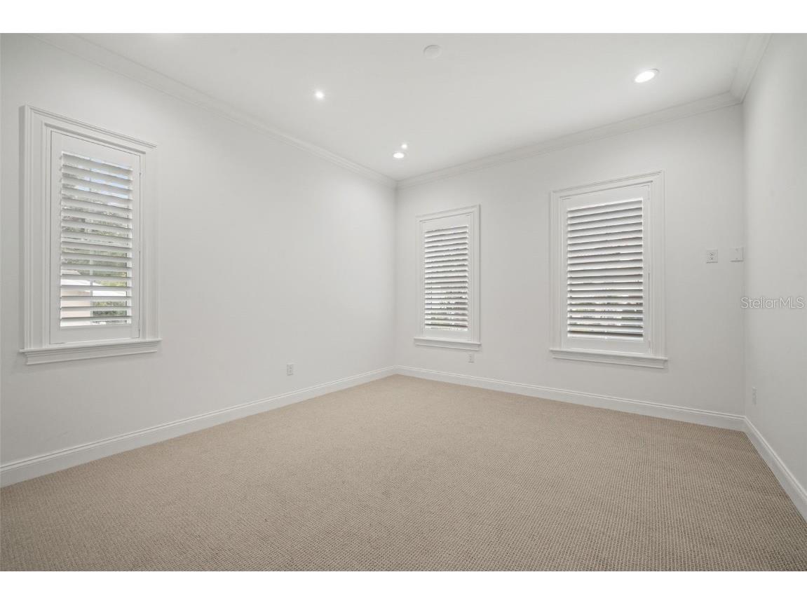 4202 W Woodmere Road Tampa FL 33609 TB8451036 image44