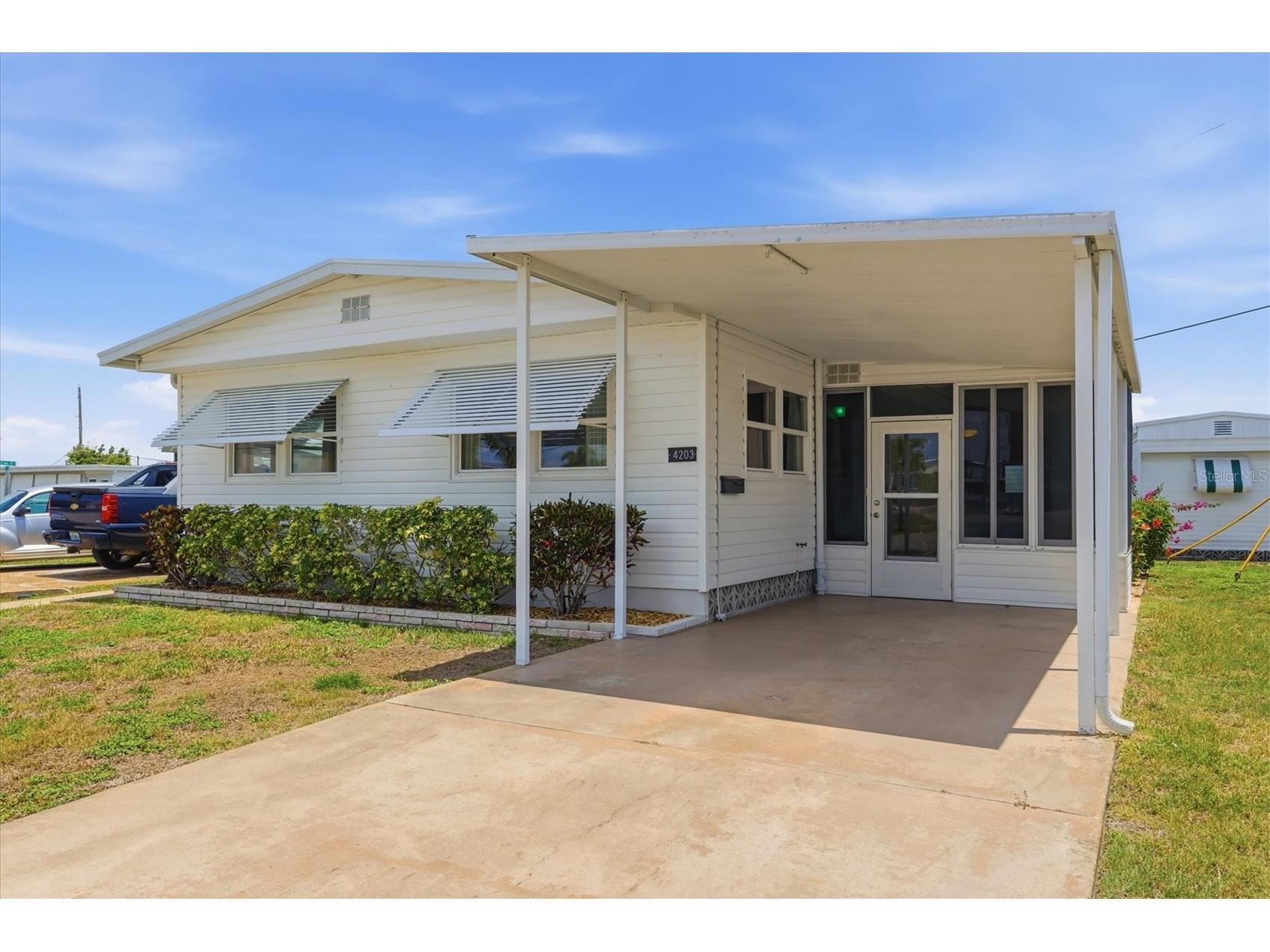 4203 11th Street Court E Ellenton FL 34222 A4694681 image2