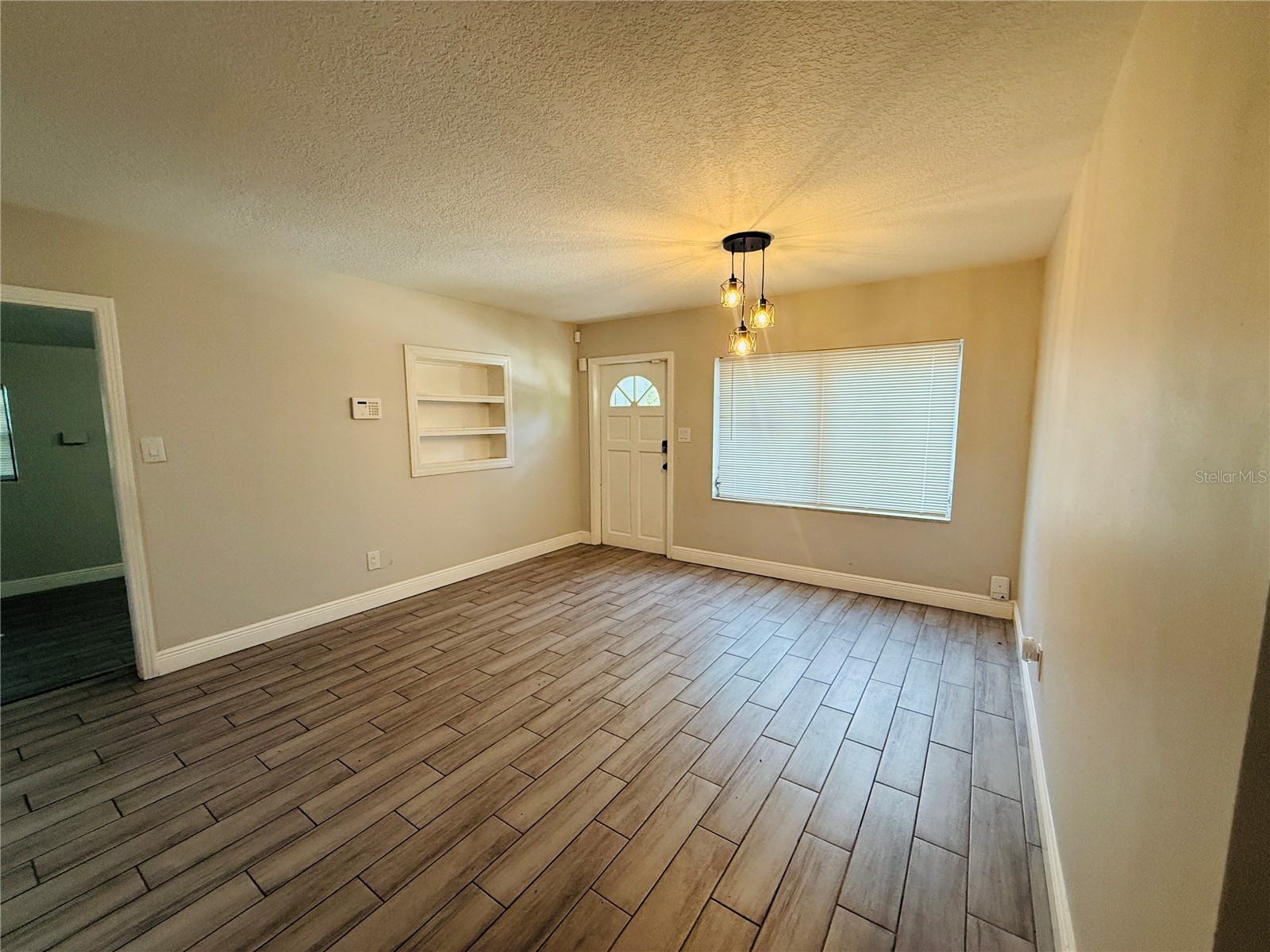 4203 E Yukon Street Tampa FL 33617 TB8514975 image2