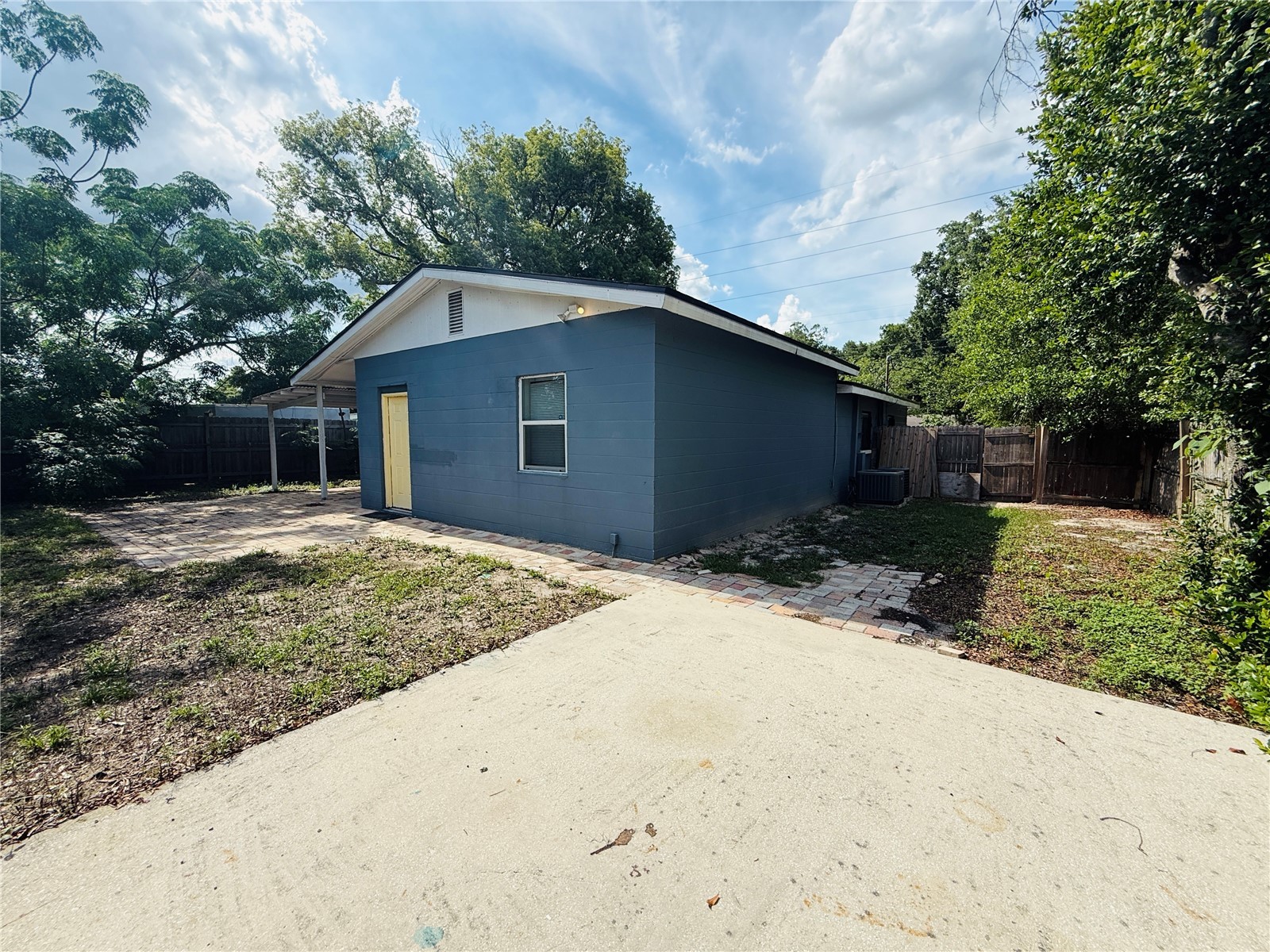 4203 E Yukon Street Tampa FL 33617 TB8514975 image32