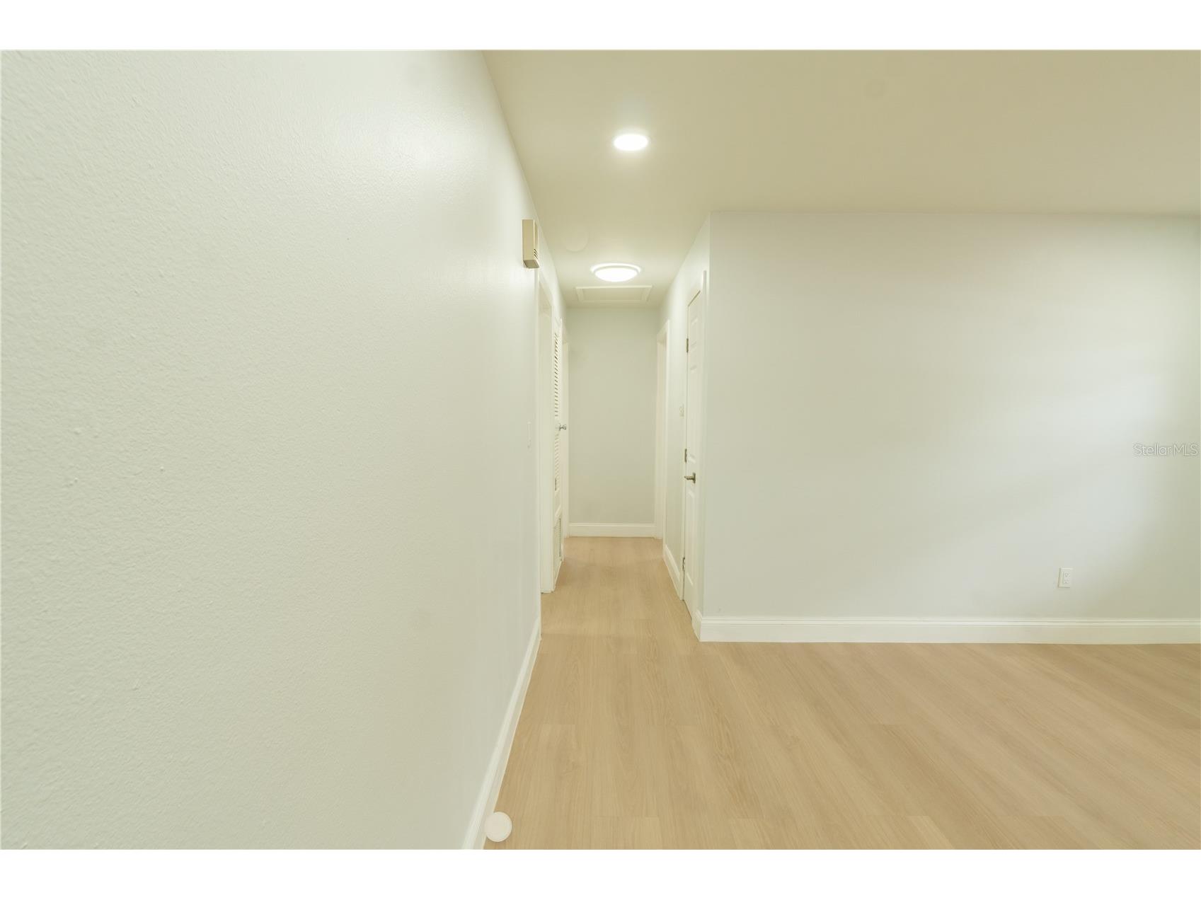 4203 Fawn Circle Tampa FL 33610 TB8503948 image18