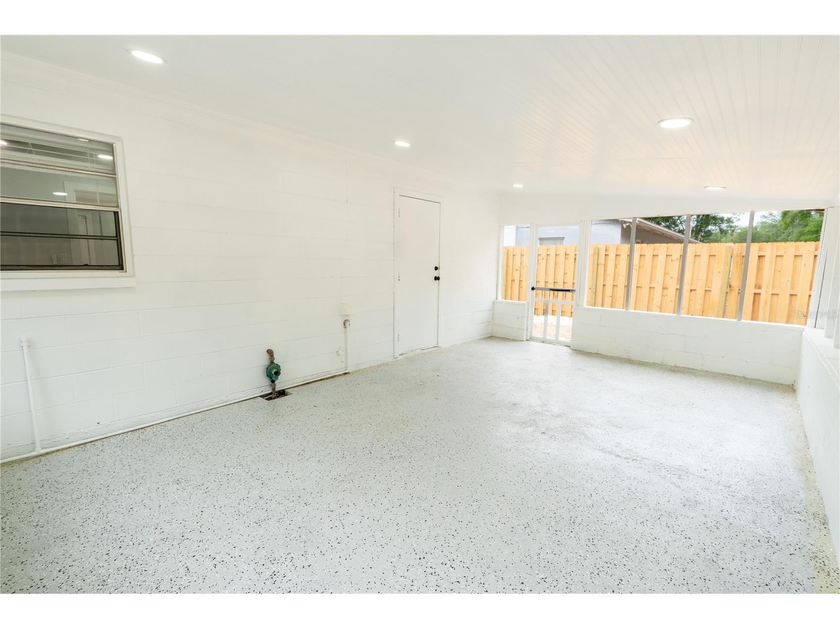 4203 Fawn Circle Tampa FL 33610 TB8503948 image31
