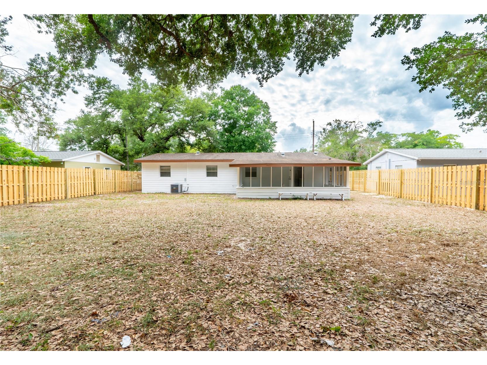 4203 Fawn Circle Tampa FL 33610 TB8503948 image35