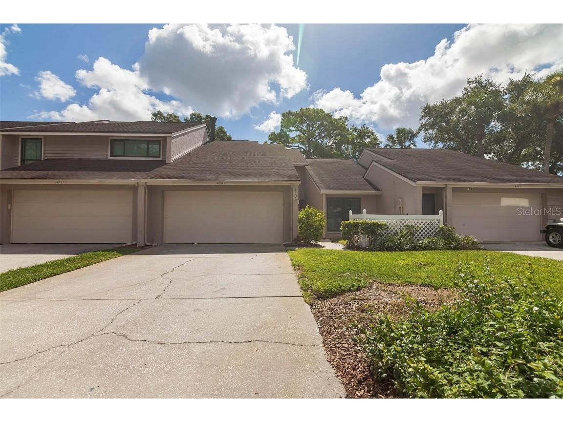 4203 Hartwood Ln Lane Tampa FL 33618 T3444095 image1
