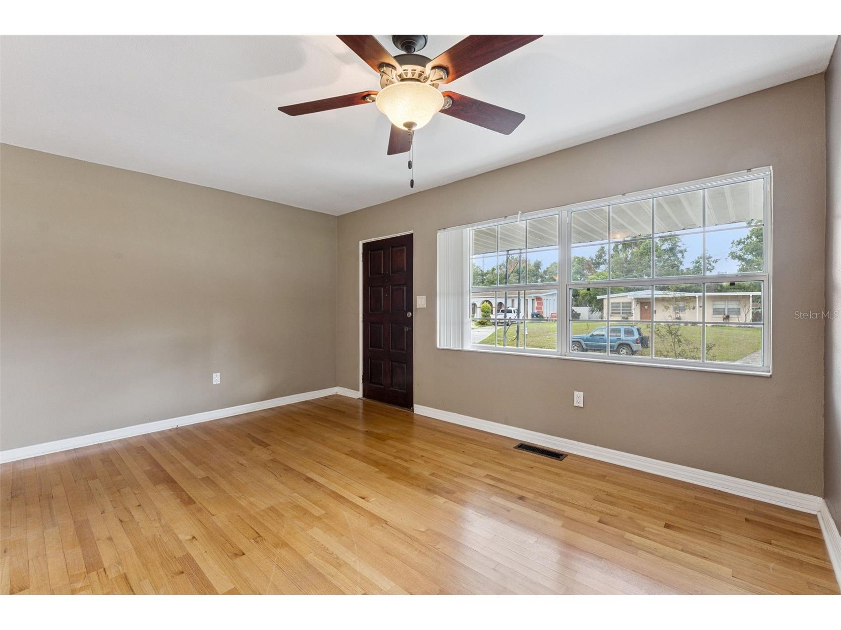 4203 Kildaire Avenue Orlando FL 32812 O6405729 image5
