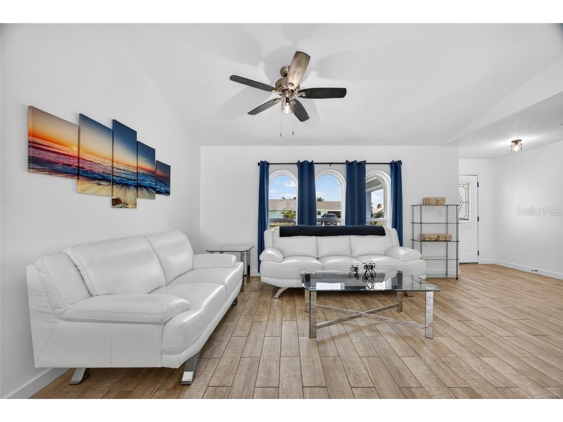 4203 Surfside Court Port Charlotte FL 33948 C7518376 image6