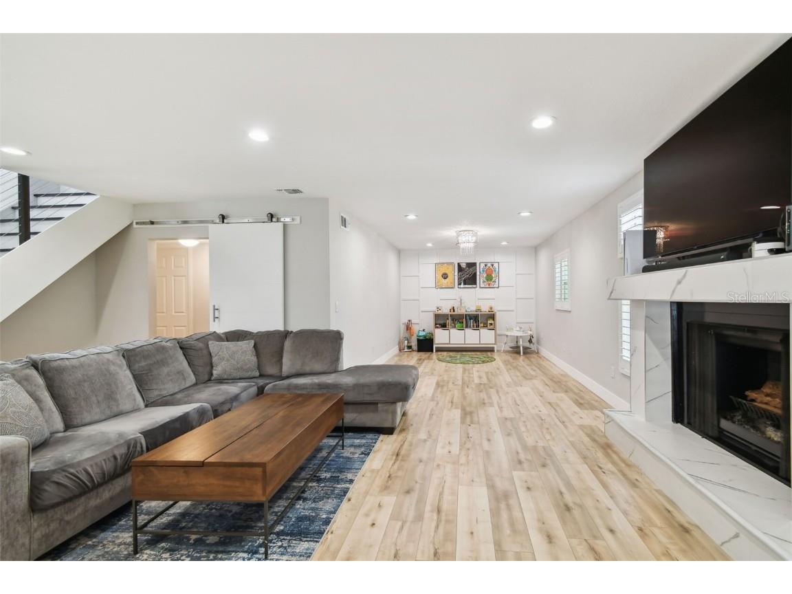 4203 W Cleveland Street Tampa FL 33609 TB8390327 image13