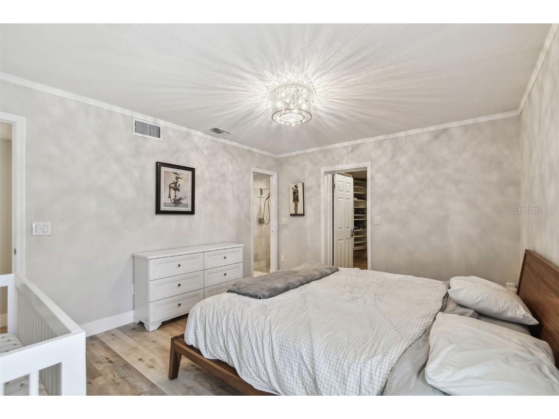 4203 W Cleveland Street Tampa FL 33609 TB8390327 image18