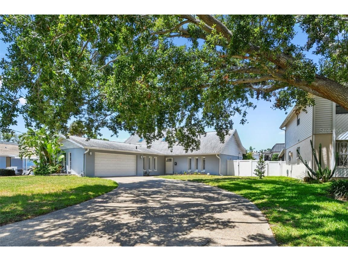 4203 W Cleveland Street Tampa FL 33609 TB8390327 image32