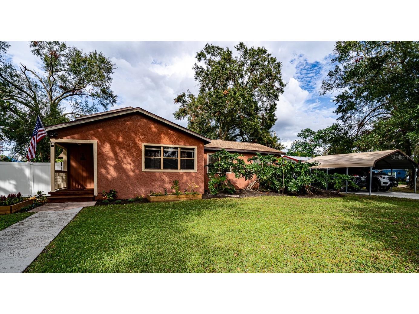 4203 W Flora Street Tampa FL 33614 P4932582 image1