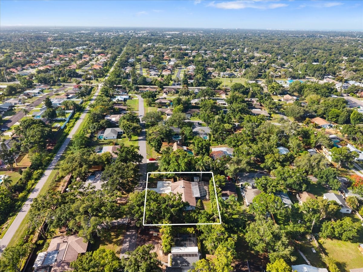 4204 Pine Meadow Terrace Sarasota FL 34233 A4694949 image36