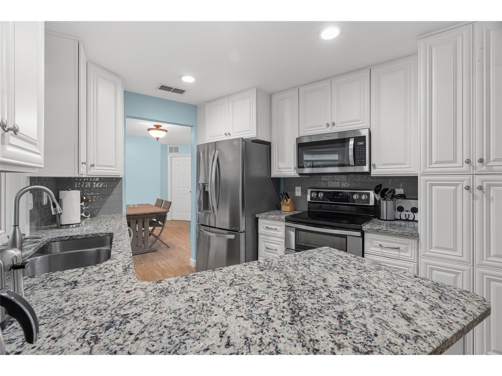 4204 Prairie View Drive Sarasota FL 34232 A4694531 image7