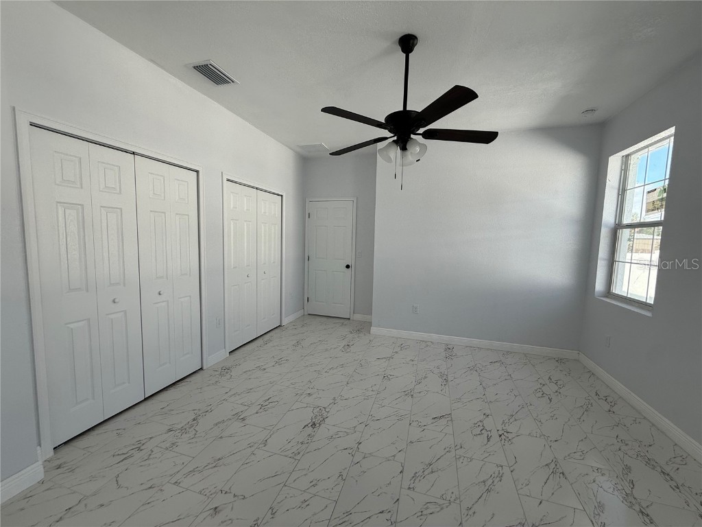 4205 57th Avenue N Saint Petersburg FL 33714 TB8364939 image20