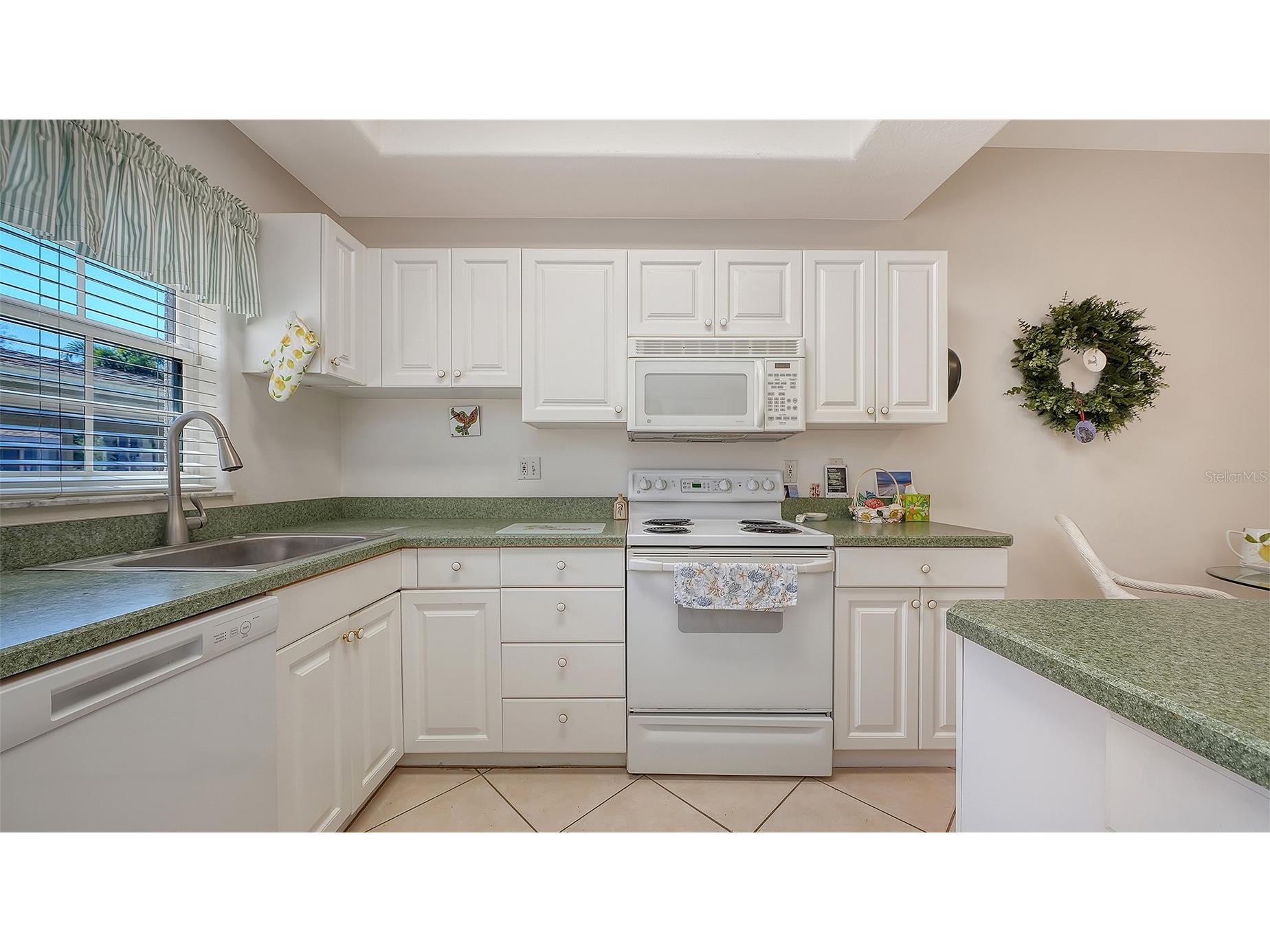 4205 Castlebridge Lane #1112 Sarasota FL 34238 A4682787 image15
