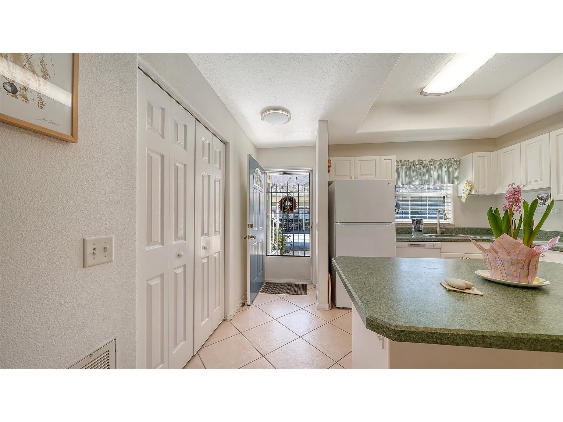 4205 Castlebridge Lane #1112 Sarasota FL 34238 A4682787 image8
