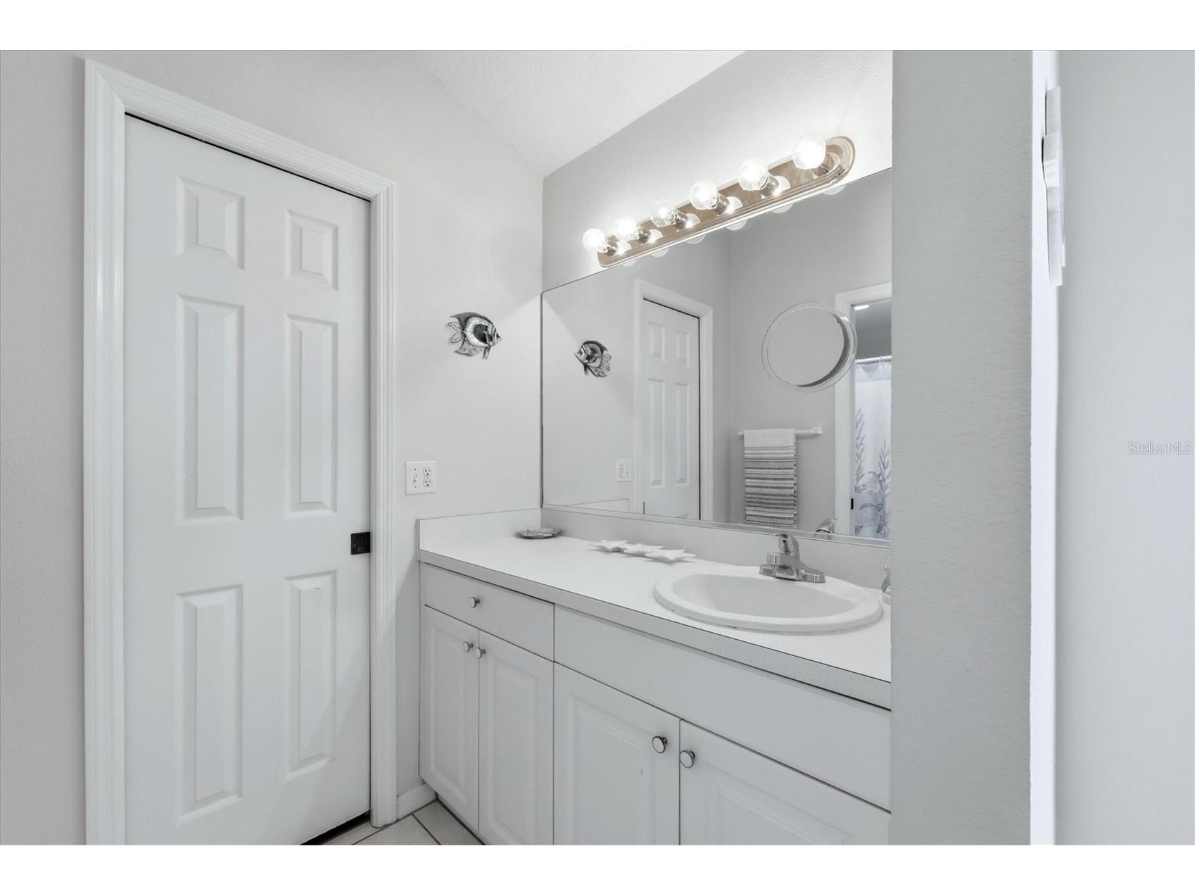 4205 Castlebridge Lane #1120 Sarasota FL 34238 A4686760 image17