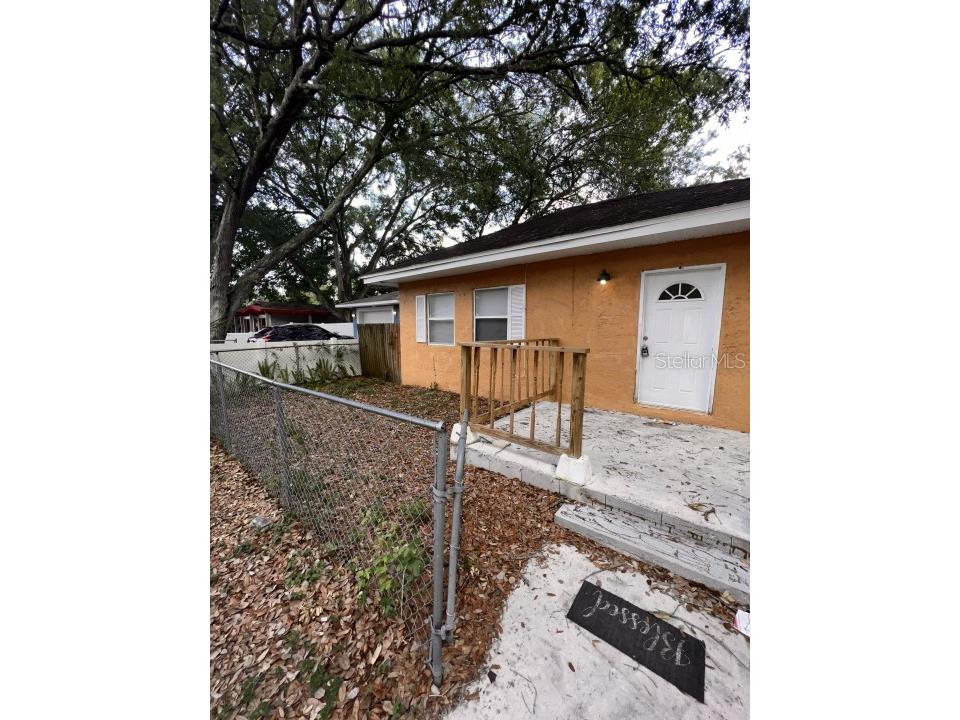 4205 E Powhatan Avenue Tampa FL 33610 O6019076 image1