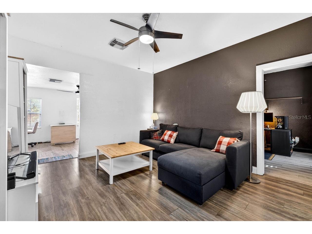 4205 N 15th Street Tampa FL 33610 TB8475444 image14