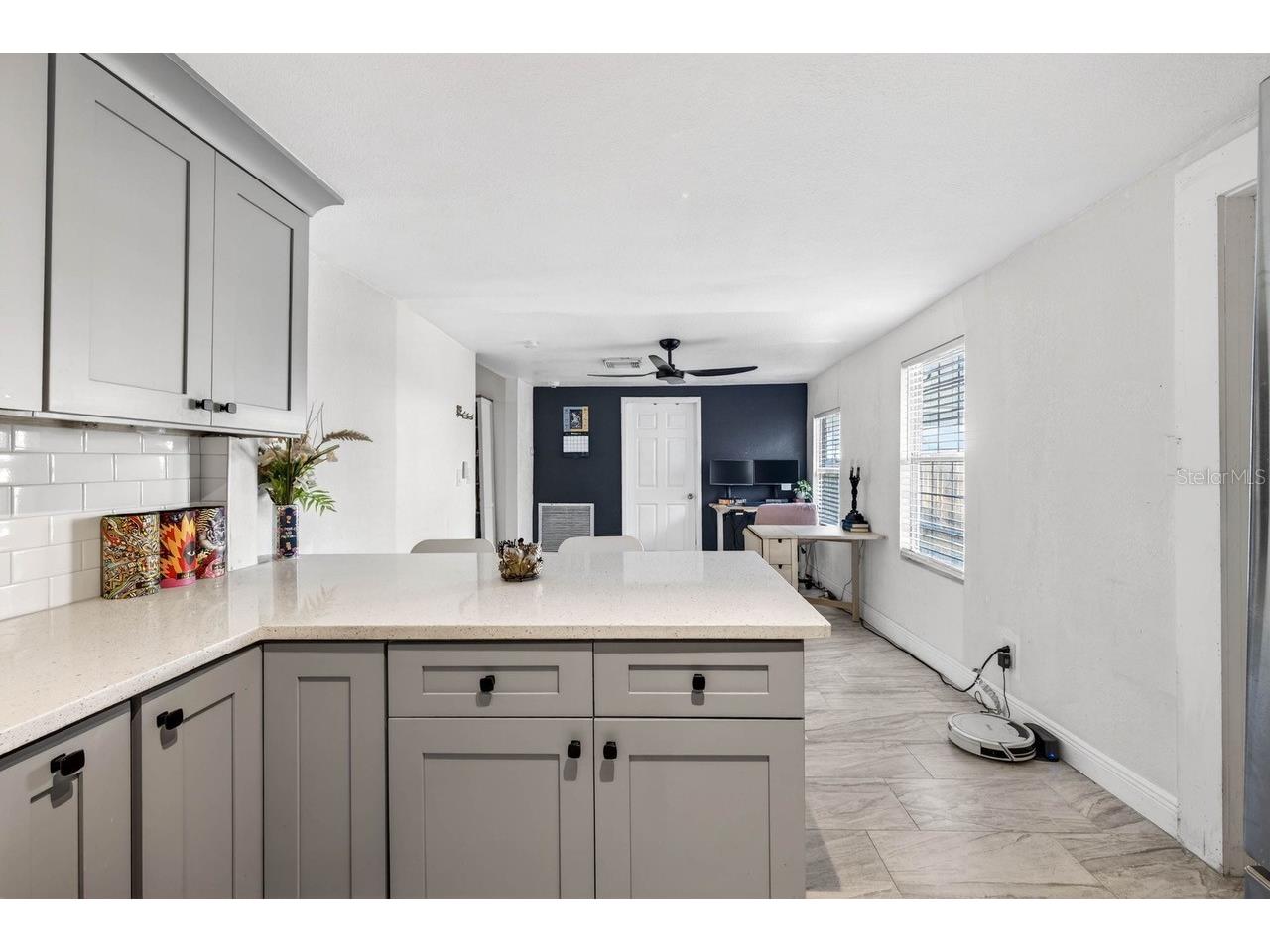 4205 N 15th Street Tampa FL 33610 TB8475444 image6