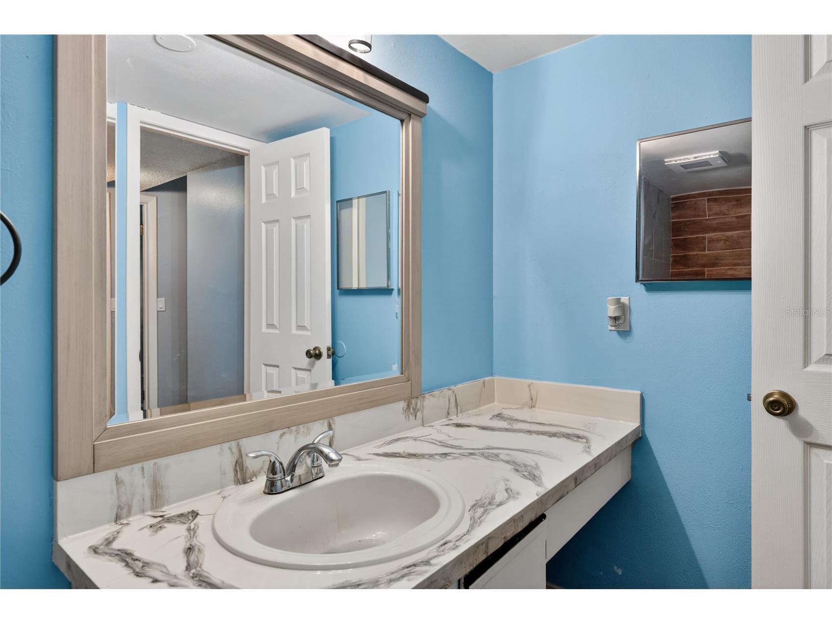 4205 S. Semoran Blvd #11 Orlando FL 32822 O6407617 image26