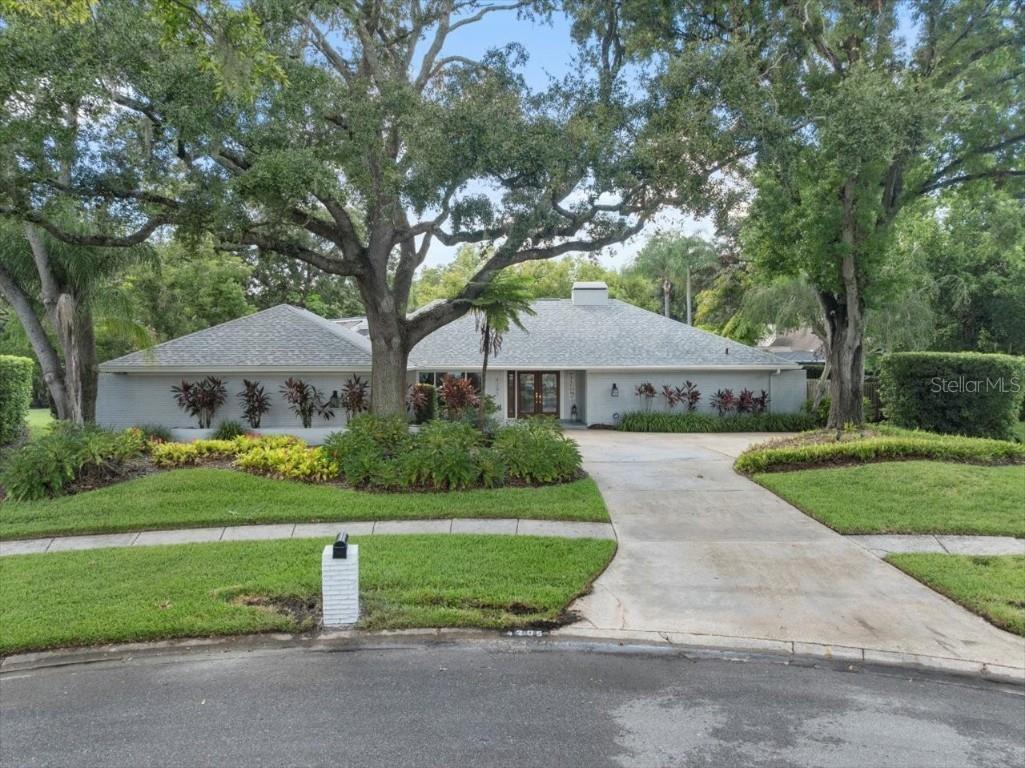 4205 Wayside Willow Court Tampa FL 33618 TB8414994 image1