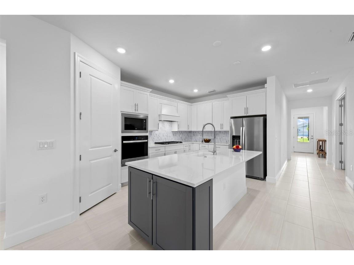 42051 Edgewater Drive Punta Gorda FL 33982 A4667427 image21