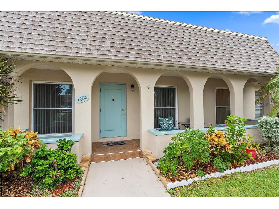 4206 36th Avenue Drive W Bradenton FL 34205 A4589740 image1