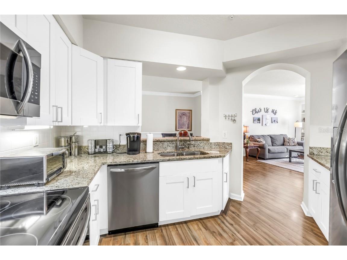 4206 Bay Club Circle #4206 Tampa FL 33607 TB8438488 image3