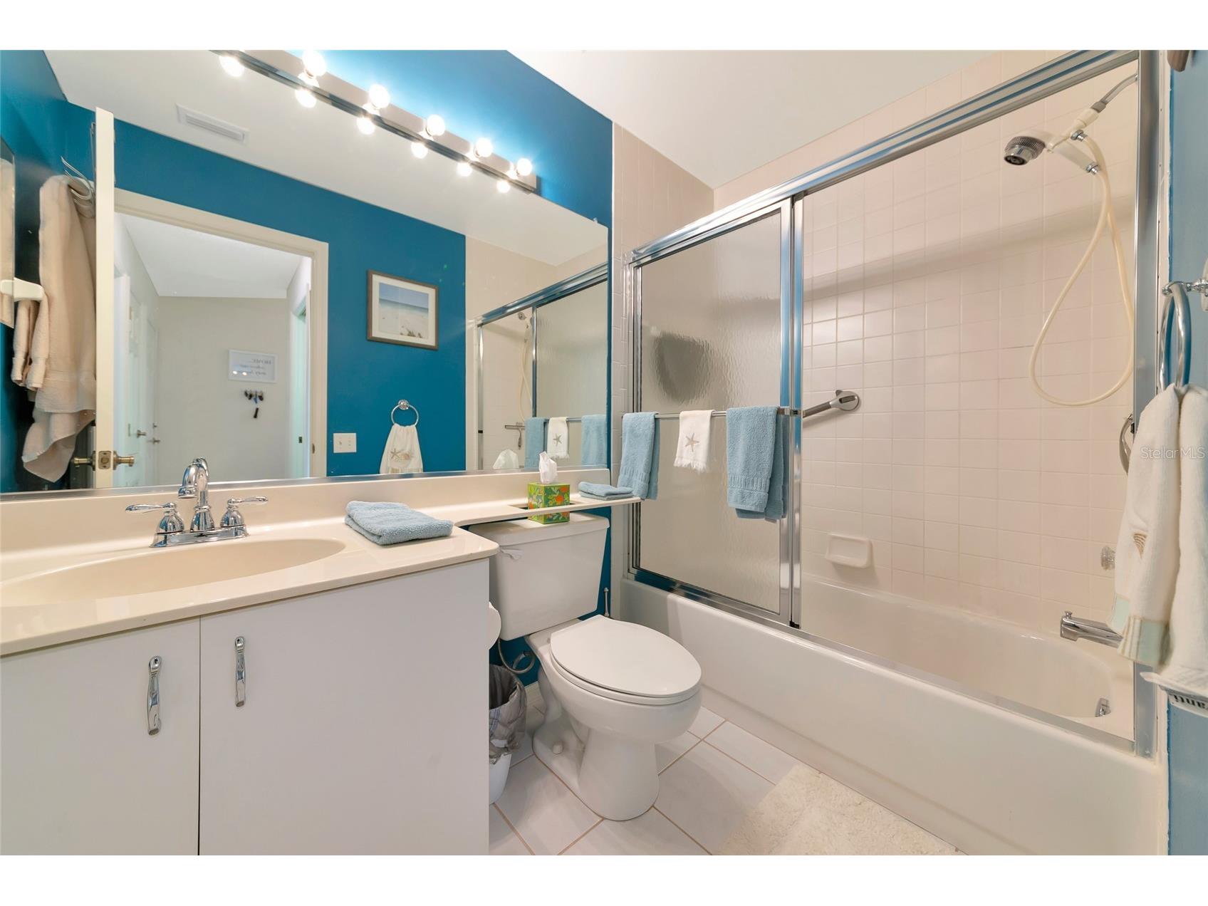 4206 Caddie Drive E #201 Bradenton FL 34203 A4688418 image29