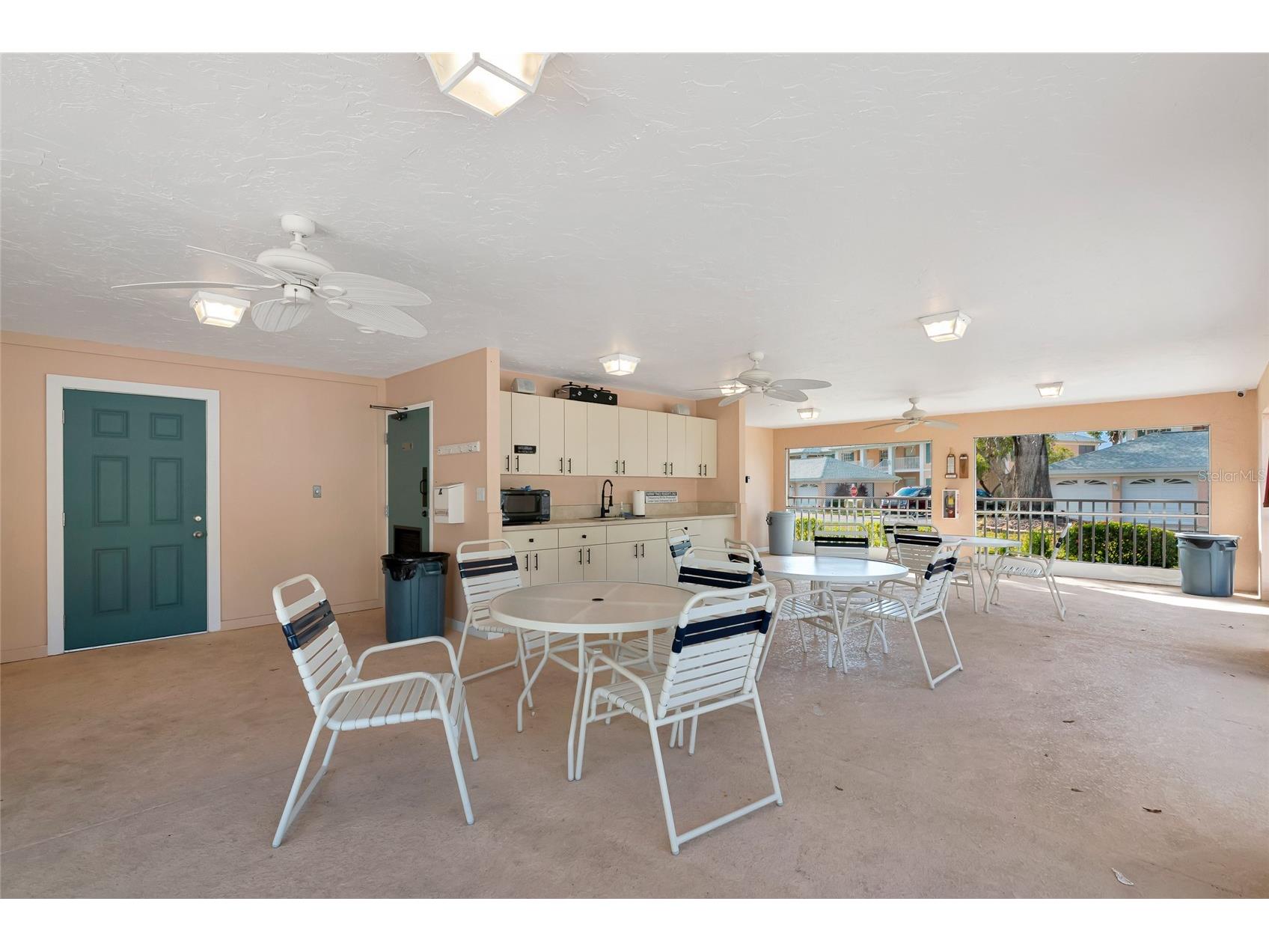 4206 Caddie Drive E #201 Bradenton FL 34203 A4688418 image39