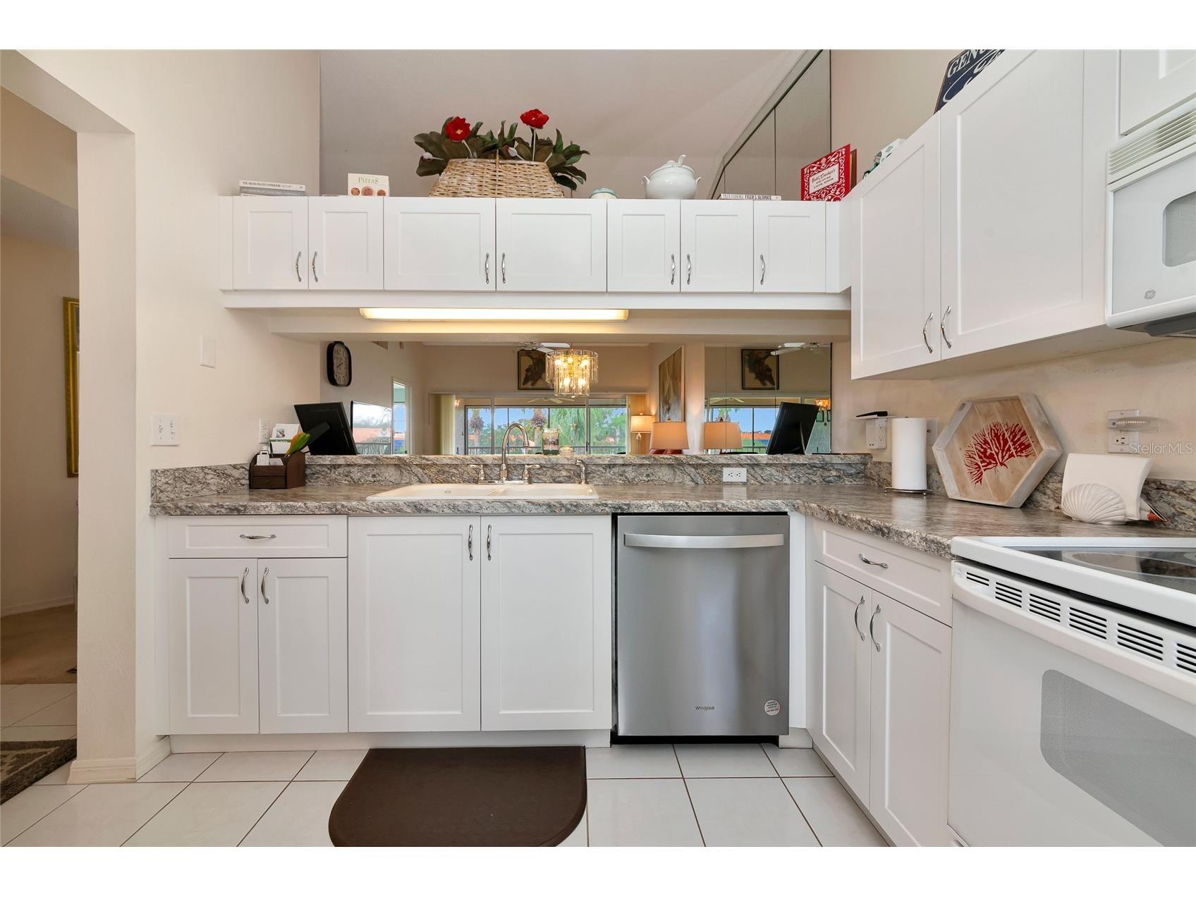 4206 Caddie Drive E #201 Bradenton FL 34203 A4688418 image8