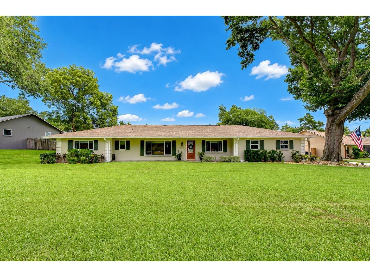 4206 Helene Place Valrico FL 33594 TB8517703 image1