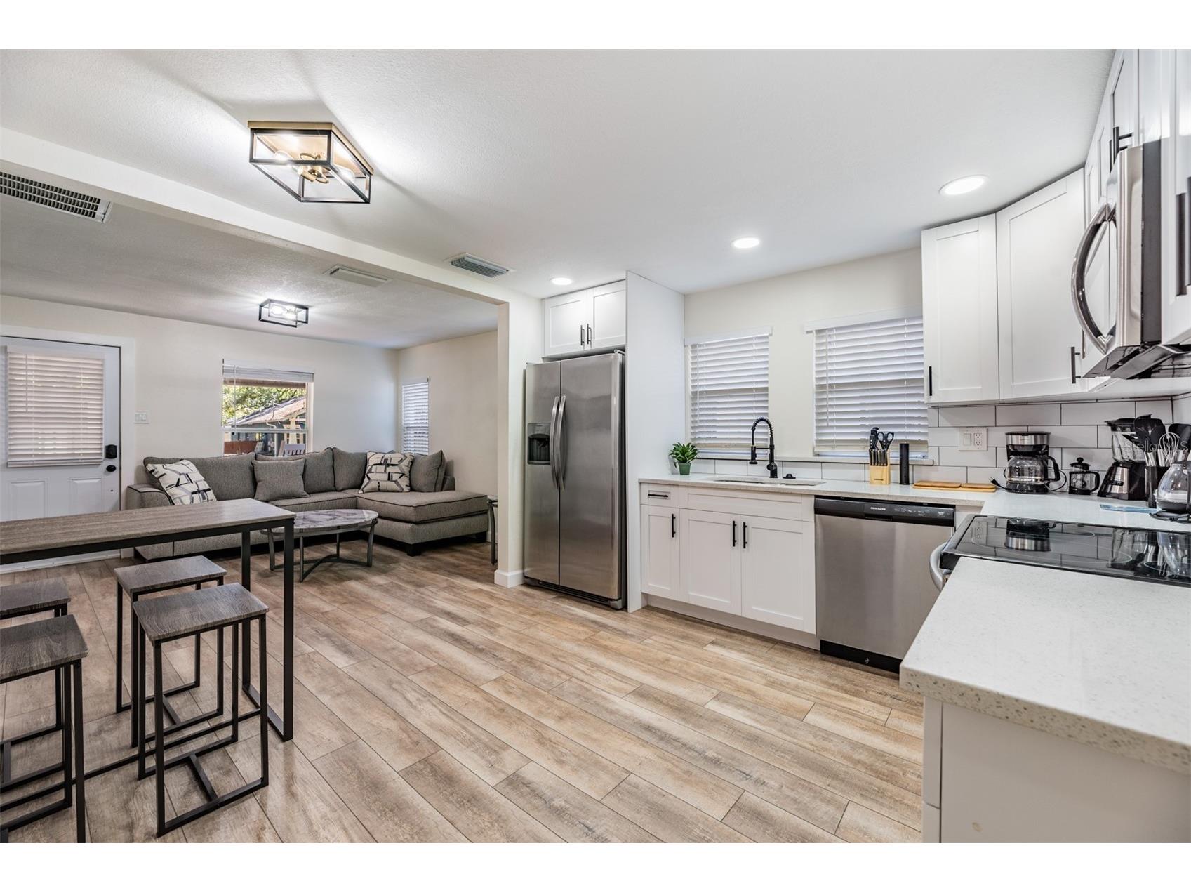 4206 N 13th Street Tampa FL 33603 TB8502736 image4