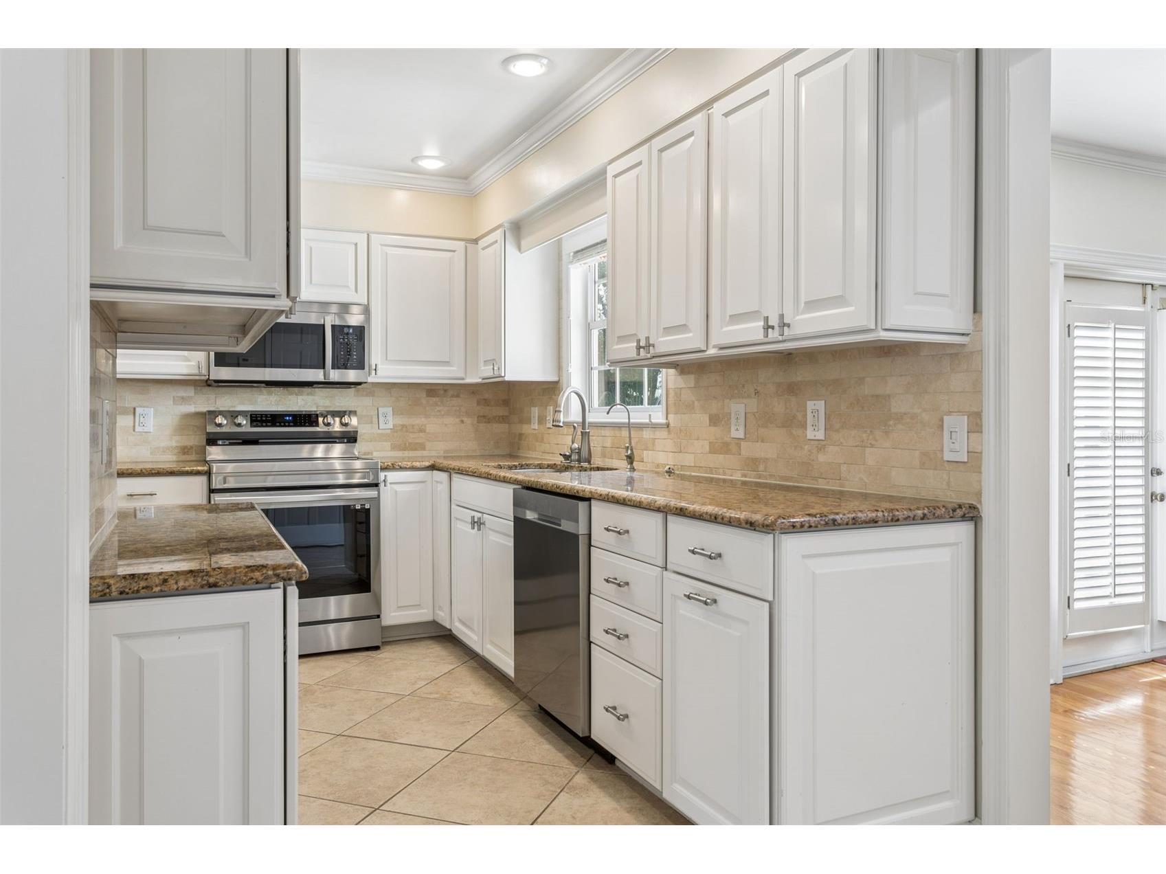 4206 W Obispo Street Tampa FL 33629 TB8495242 image10