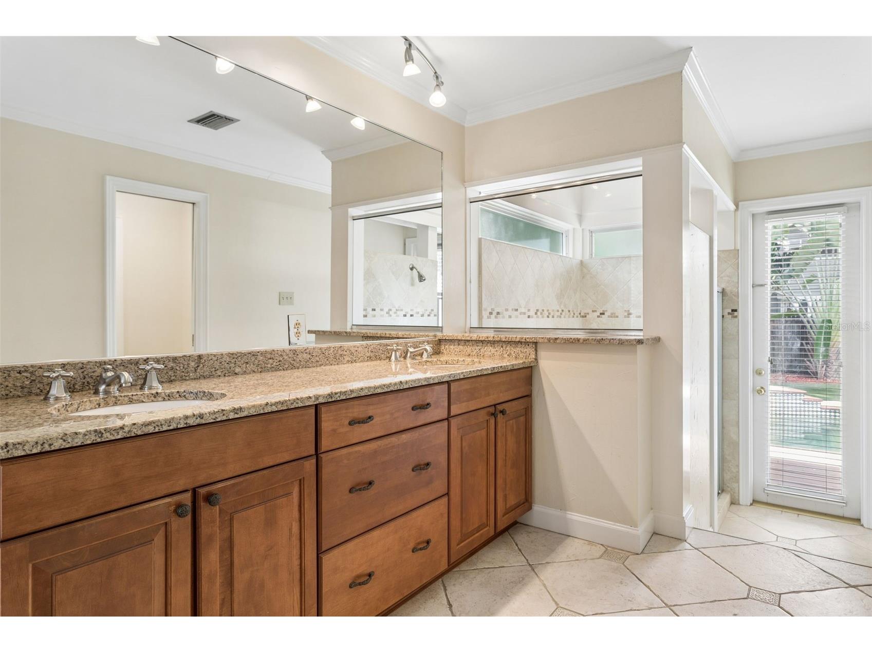 4206 W Obispo Street Tampa FL 33629 TB8495242 image18
