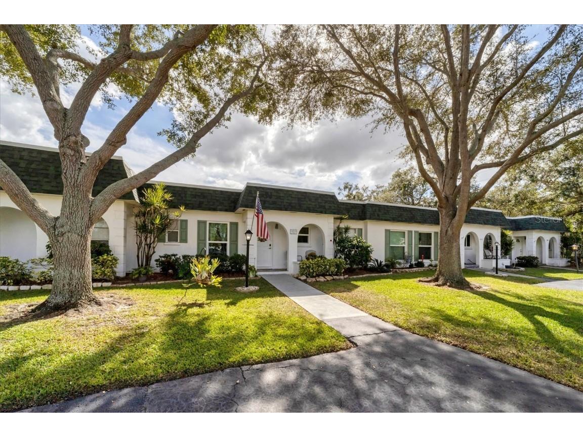 4207 33rd Avenue Drive W Bradenton FL 34205 A4591184 image1