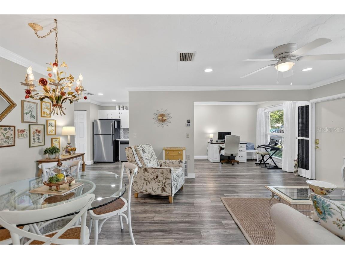 4207 34th Avenue Drive W #4207 Bradenton FL 34205 A4670780 image3