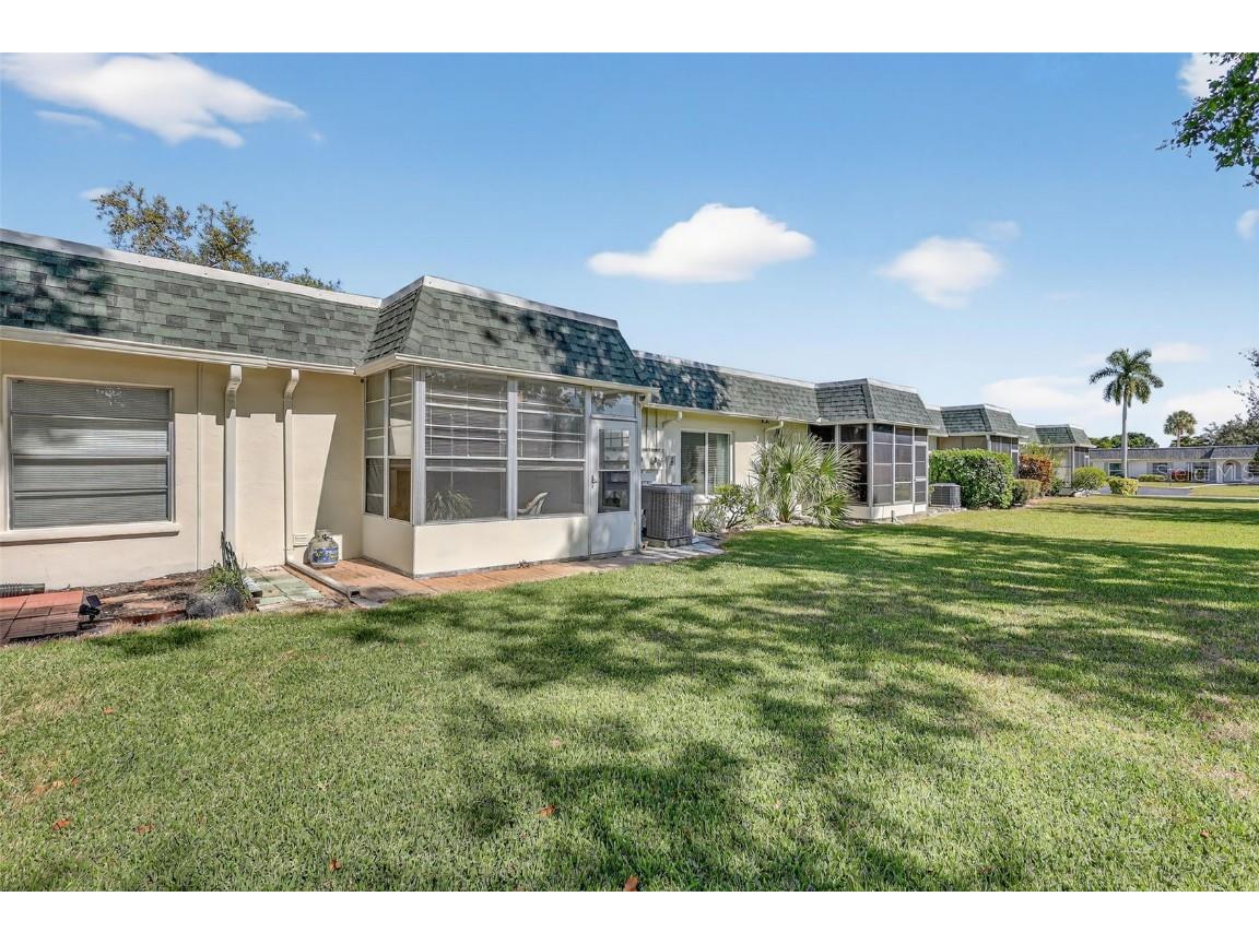 4207 34th Avenue Drive W #4207 Bradenton FL 34205 A4670780 image37