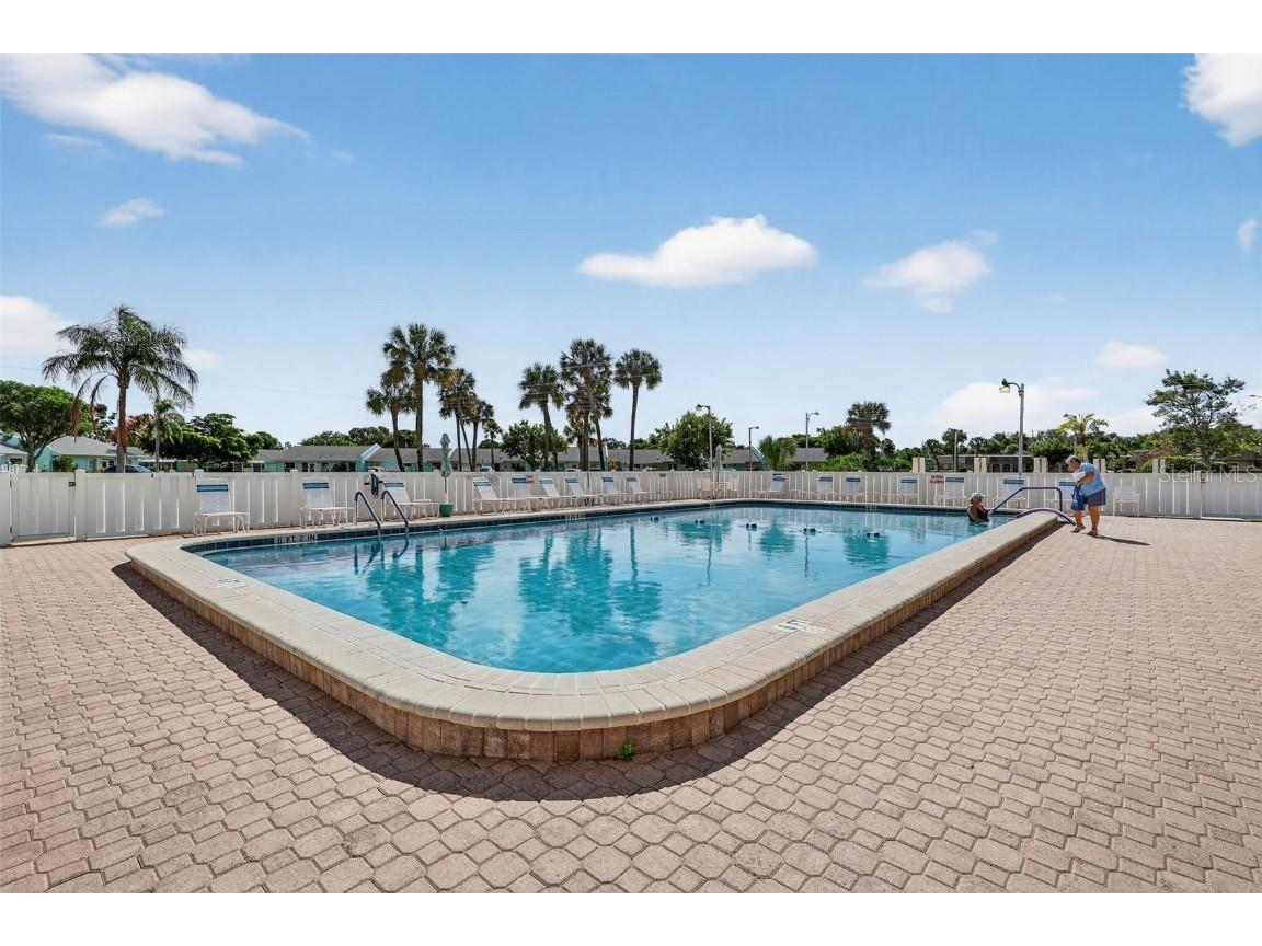 4207 34th Avenue Drive W #4207 Bradenton FL 34205 A4670780 image45