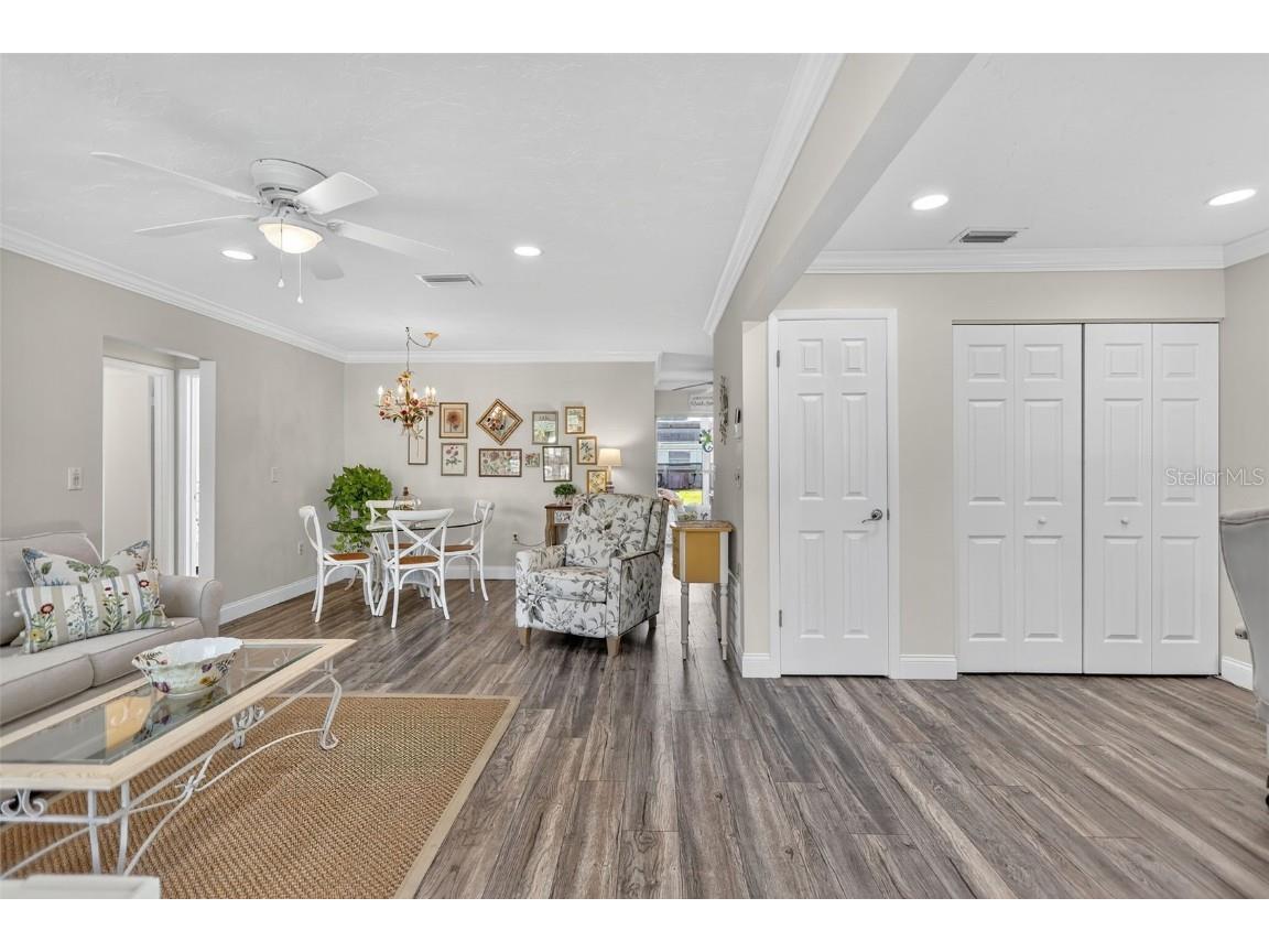 4207 34th Avenue Drive W #4207 Bradenton FL 34205 A4670780 image8