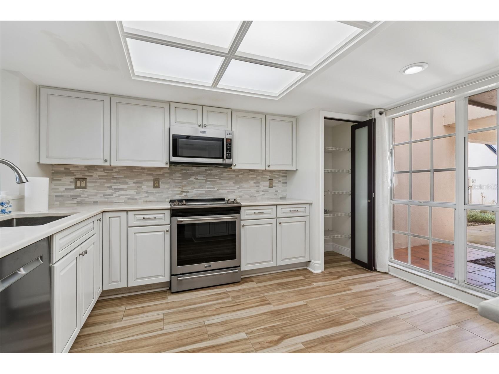 4207 Arborwood Lane Tampa FL 33618 TB8460114 image12