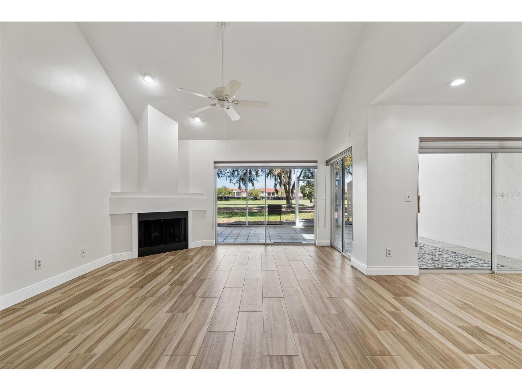 4207 Arborwood Lane Tampa FL 33618 TB8460114 image16