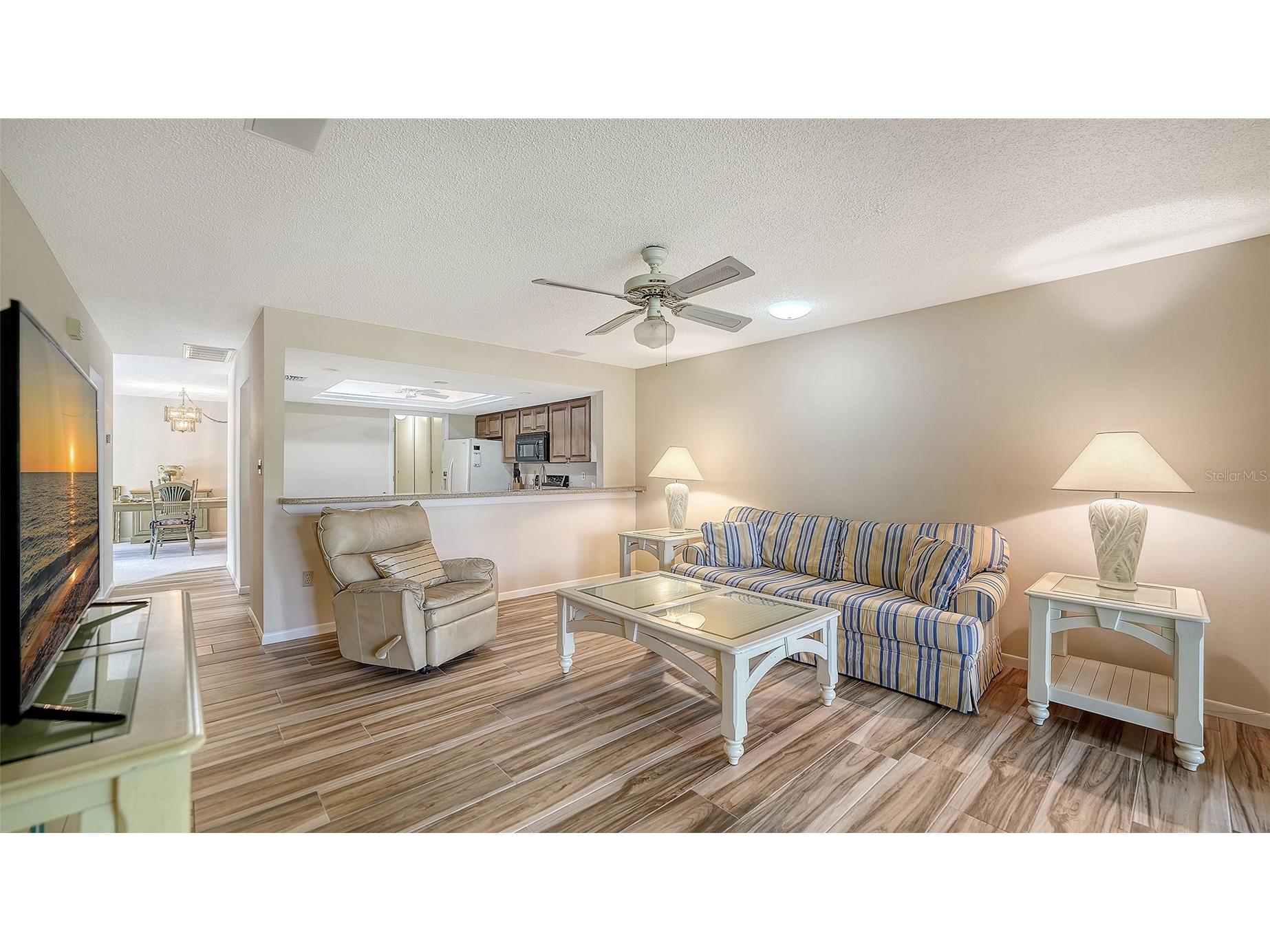 4207 Bowling Green Circle #35 Sarasota FL 34233 A4677864 image13
