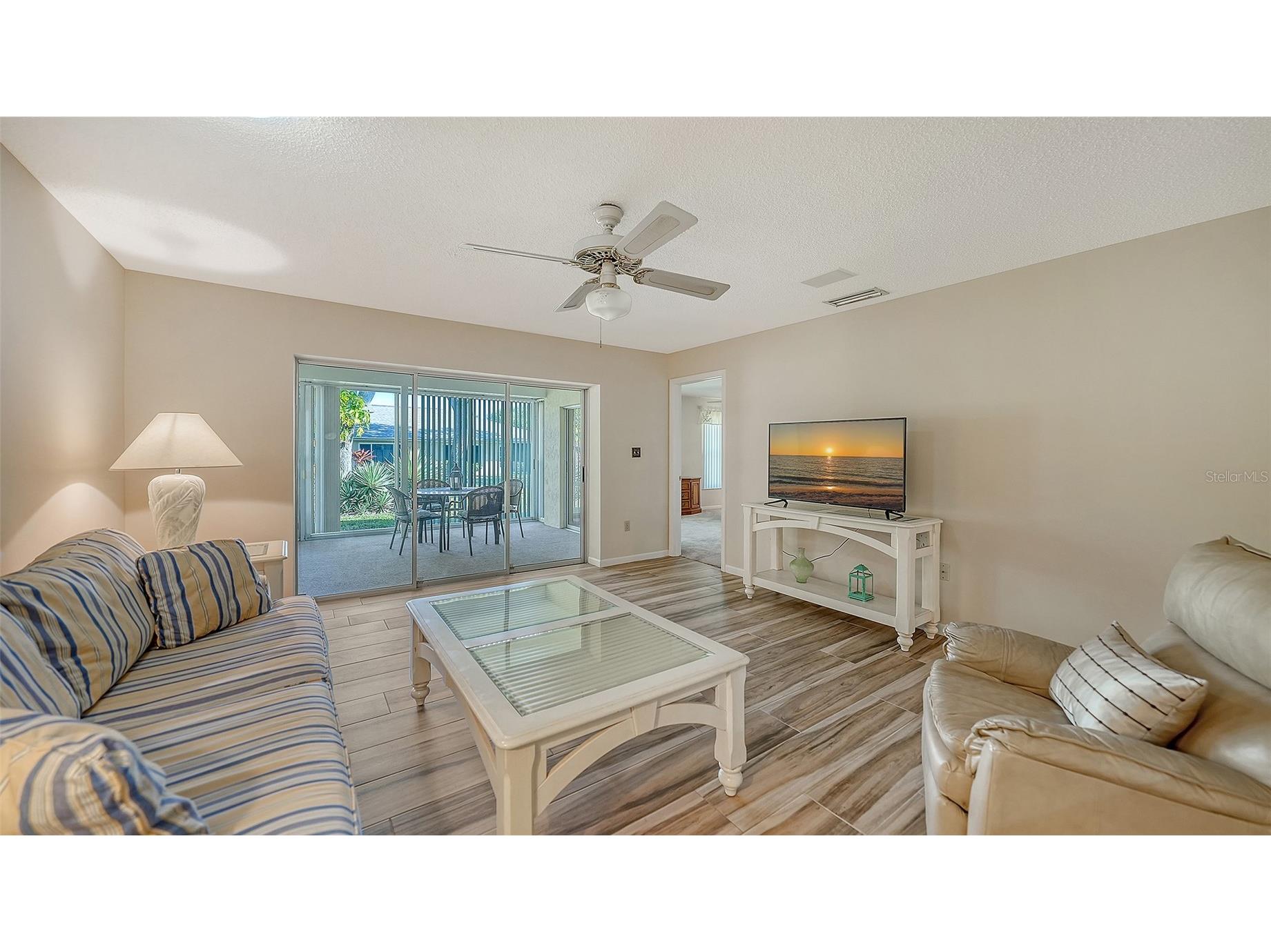 4207 Bowling Green Circle #35 Sarasota FL 34233 A4677864 image15